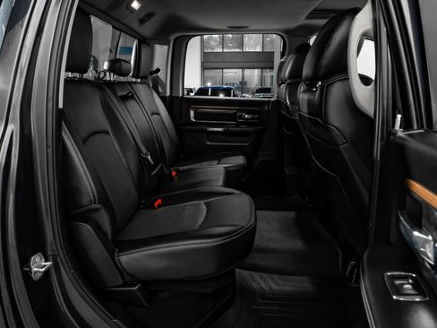 Used 2016 RAM 1500 Laramie w/ Convenience Group AWD/4WD image 51