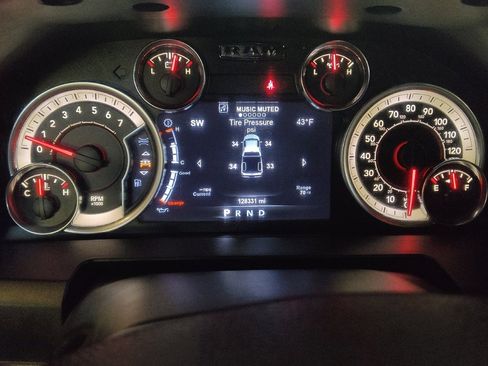 Used 2018 RAM 1500 Big Horn image 23