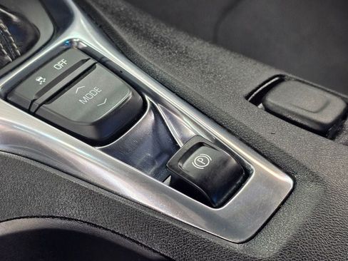 Used 2017 Chevrolet Camaro LT RWD image 30