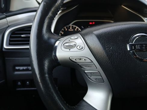 Used 2018 Nissan Murano SL w/ Midnight Edition Package FWD image 11