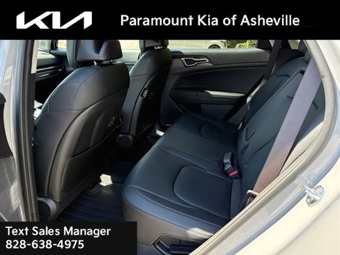 New 2026 Kia Sportage EX image 21