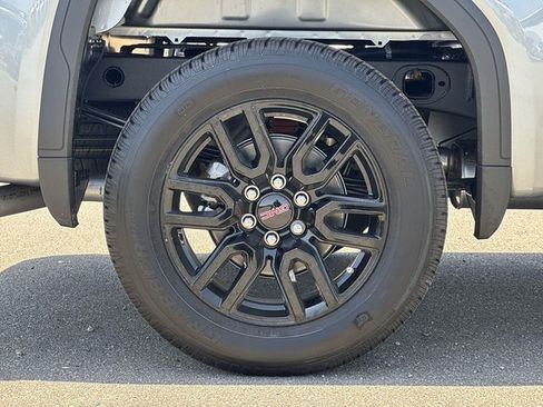 New 2026 GMC Sierra 1500 Elevation AWD/4WD image 34