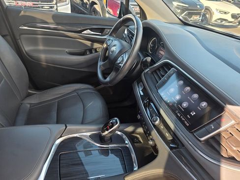 Used 2020 Buick Enclave Essence image 30