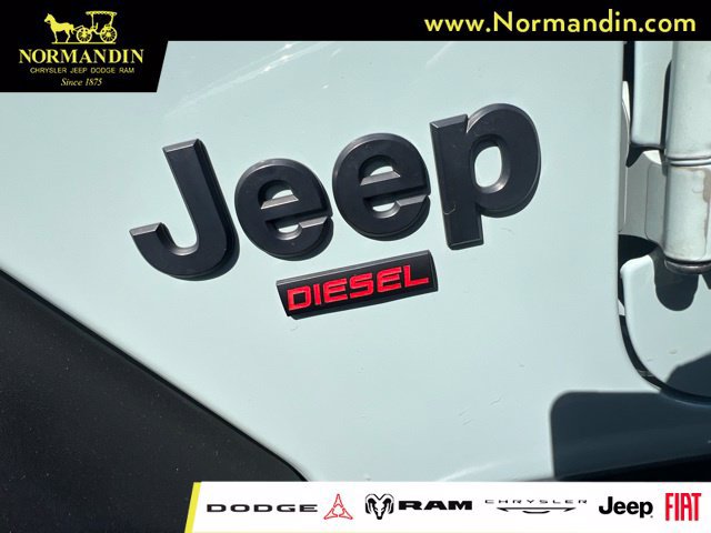 Used 2023 Jeep Wrangler Unlimited Sport AWD/4WD image 5
