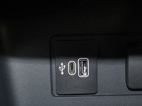 New 2026 Ford Explorer Active RWD image 42