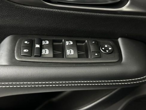 New 2026 Chrysler Pacifica Select image 14