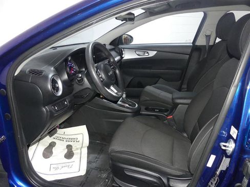Used 2022 Kia Forte LXS image 19