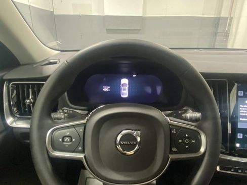 Certified 2025 Volvo S60 B5 Core image 14