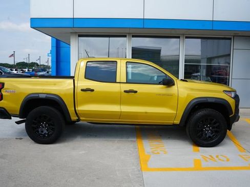 Used 2023 Chevrolet Colorado Trail Boss w/ Advanced Trailering Package AWD/4WD image 31