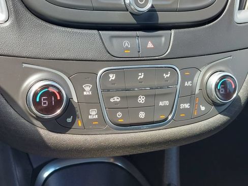 Used 2024 Chevrolet Malibu LT FWD image 25