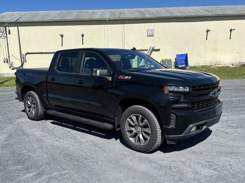Used 2019 Chevrolet Silverado 1500 RST AWD/4WD image 2
