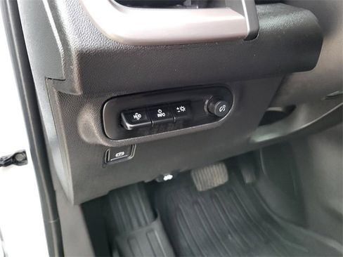 Used 2024 GMC Terrain AT4 w/ Tech Package image 12