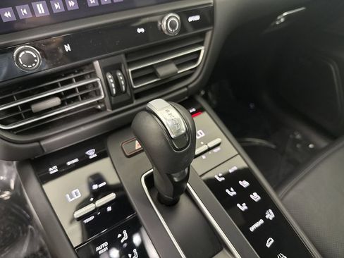 Certified 2023 Porsche Macan GTS AWD/4WD image 33
