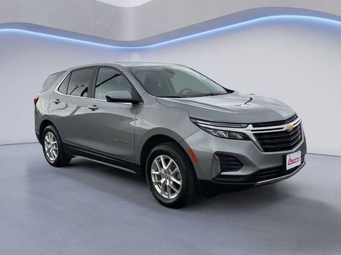 Used 2024 Chevrolet Equinox LT image 7