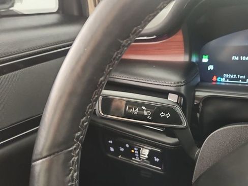 Used 2022 Lincoln Nautilus Reserve image 20