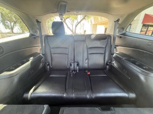 Used 2017 Honda Pilot Touring image 22
