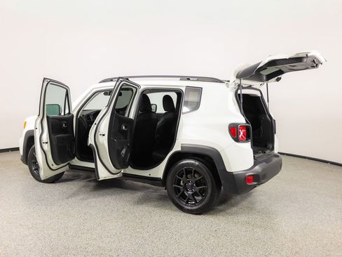Used 2020 Jeep Renegade Altitude image 13