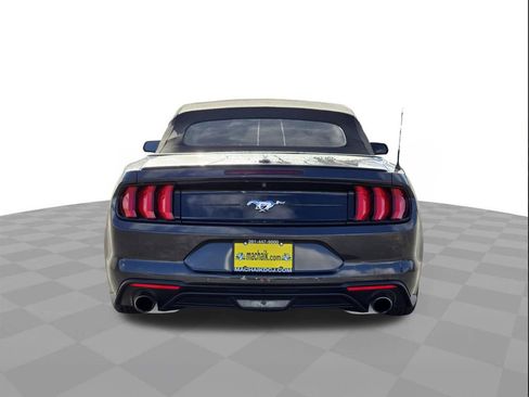 Used 2022 Ford Mustang Premium image 5