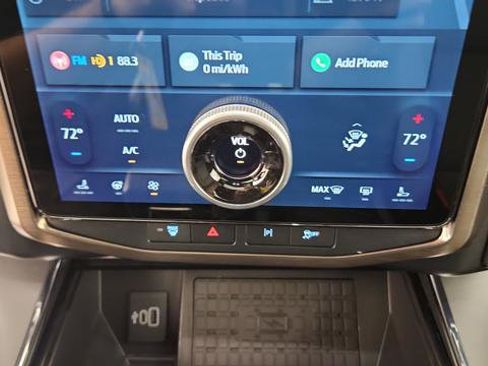 New 2025 Ford F150 Lightning Lariat image 19