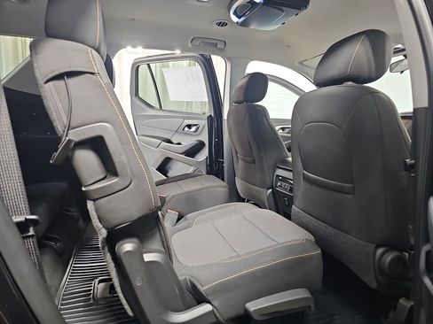 Used 2019 Chevrolet Traverse LT w/ LPO, Blackout Package AWD/4WD image 14
