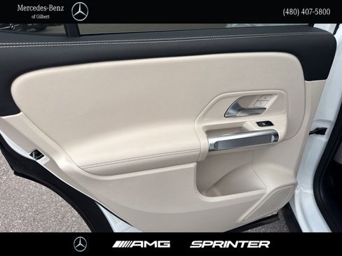 Certified 2025 Mercedes-Benz GLB 250 image 20