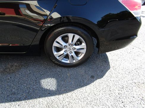 Used 2011 Honda Accord LX-P image 20