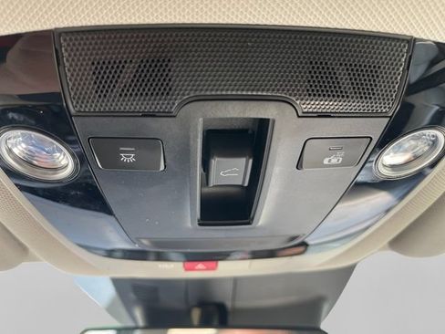 Used 2025 Kia Sorento S w/ Panoramic Sunroof Package AWD/4WD image 28