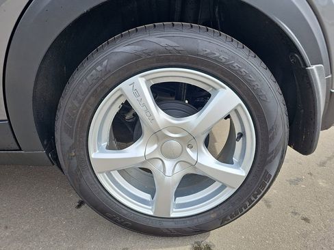 Used 2025 Nissan Kicks Play S image 30