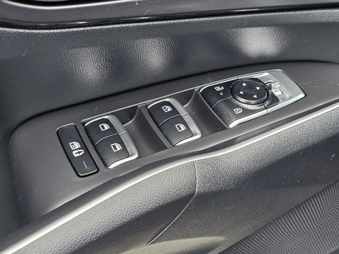 Used 2025 Kia Sorento EX w/ Panoramic Sunroof Package FWD image 16