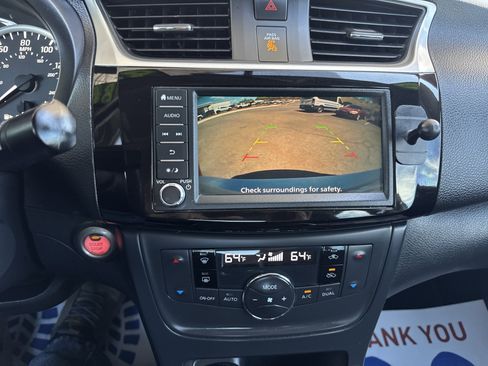 Used 2019 Nissan Sentra SV image 17