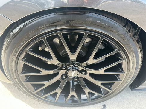 Used 2016 Ford Mustang GT RWD image 17