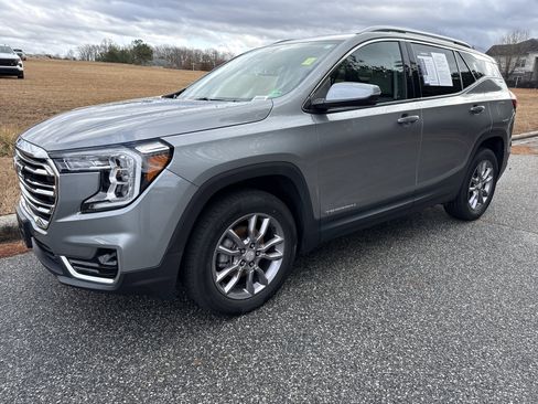 Certified 2023 GMC Terrain SLT image 7