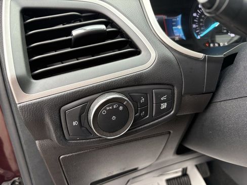 Used 2020 Ford Edge SEL w/ Convenience Package image 33