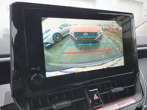 Used 2025 Toyota Corolla LE image 27