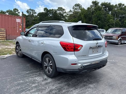 Certified 2019 Nissan Pathfinder SV AWD/4WD image 5
