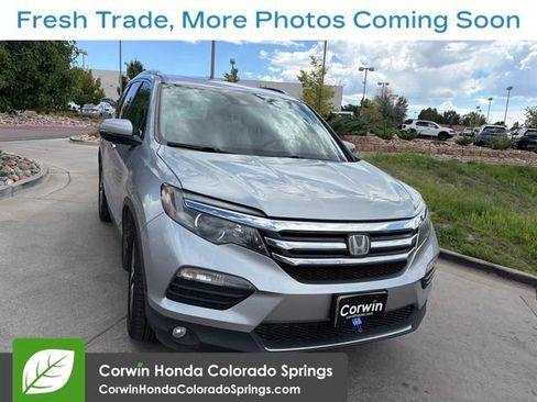 Used 2016 Honda Pilot Elite image 2