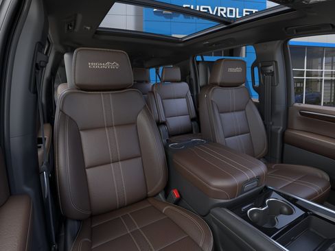 New 2026 Chevrolet Suburban High Country AWD/4WD image 40