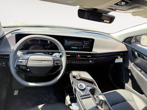 New 2026 Kia EV6 Wind RWD image 15