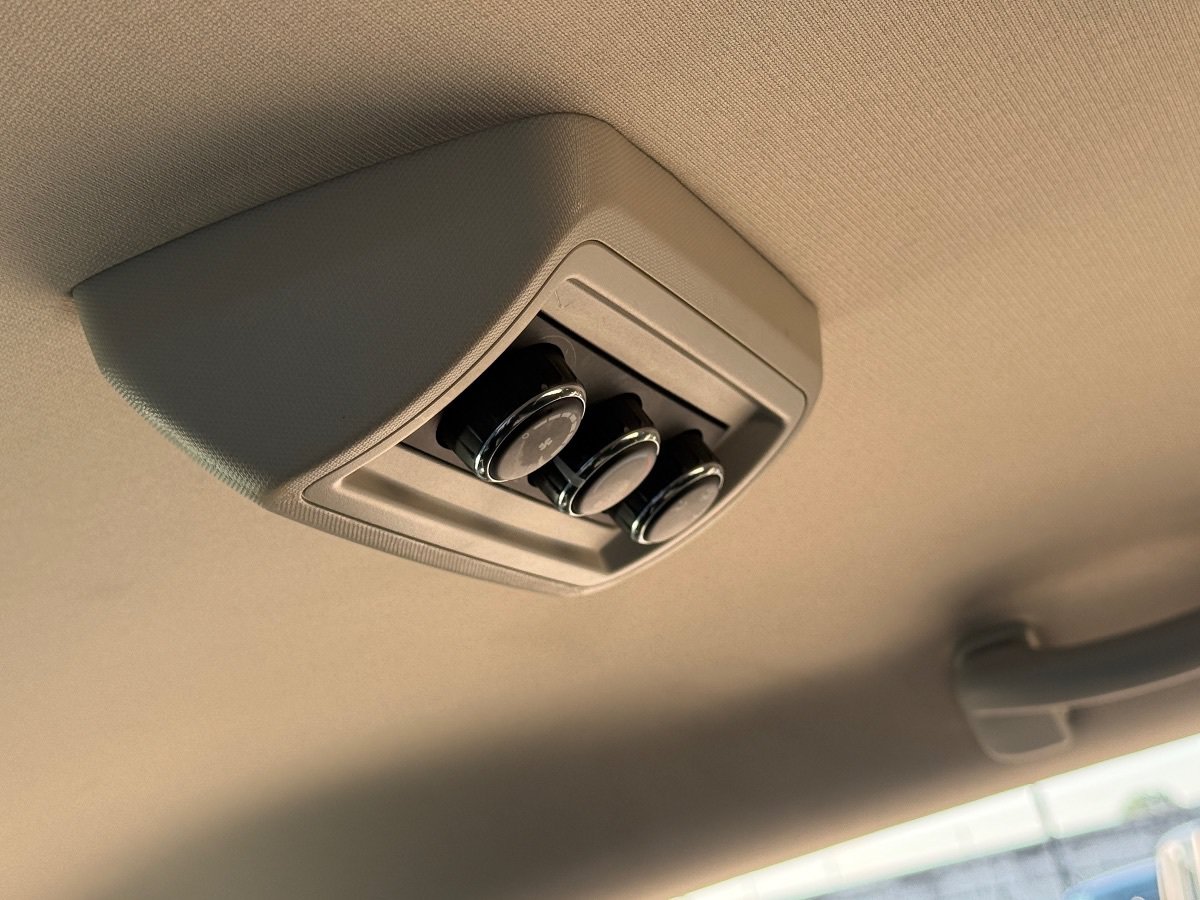 Used 2017 Dodge Grand Caravan SE w/ Power Window Group FWD image 20