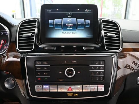 Used 2017 Mercedes-Benz GLS 550 4MATIC image 33