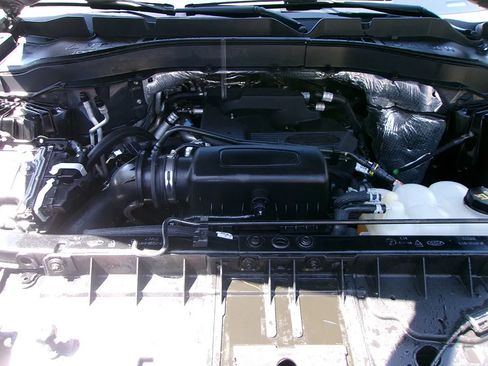 Used 2020 Ford Explorer XLT AWD/4WD image 8
