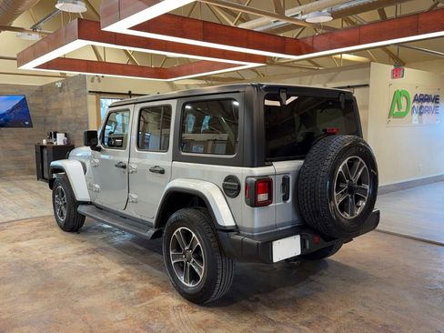 Used 2023 Jeep Wrangler Unlimited Sahara image 6
