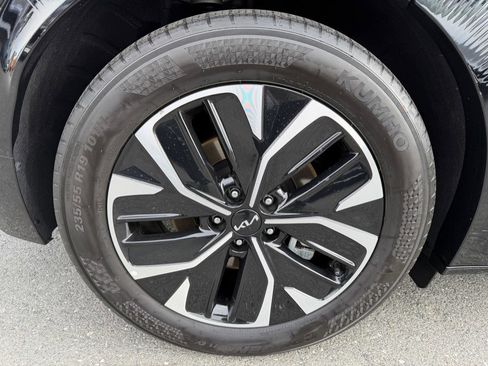 Used 2023 Kia EV6 Wind w/ Wind Technology Package image 56