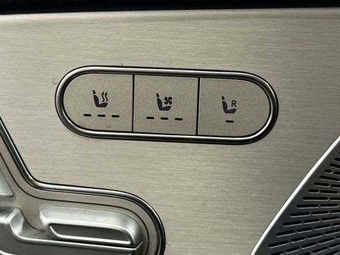 Used 2020 Mercedes-Benz GLS 450 4MATIC image 22