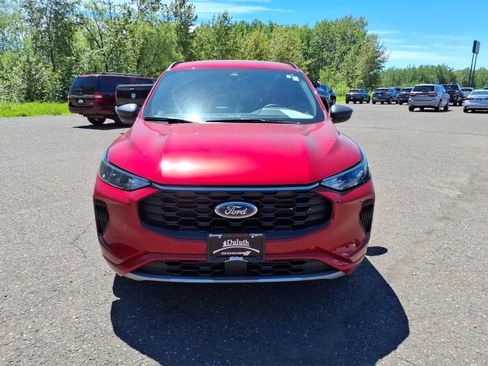Used 2024 Ford Escape ST-Line w/ Tech Pack #1 AWD/4WD image 8