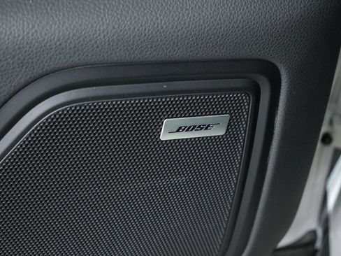 New 2026 Porsche Macan AWD/4WD image 7