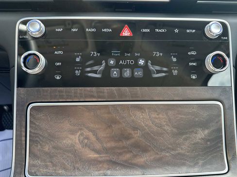 New 2026 Genesis GV80 3.5T Prestige image 16