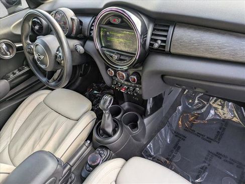 Used 2018 MINI Cooper S image 22