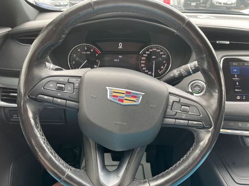 Used 2019 Cadillac XT4 Premium Luxury AWD/4WD image 14