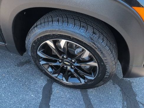 Used 2023 Chevrolet TrailBlazer LT w/ Convenience Package AWD/4WD image 14